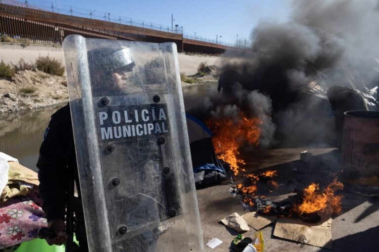 Grupo armado secuestra a 14 trabajadores de Secretaría de Seguridad de Chiapas en México