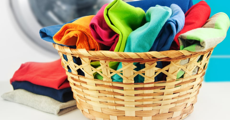 ¡Cómo deshacerte de las manchas de desodorante y hacer que tus camisas luzcan como nuevas!