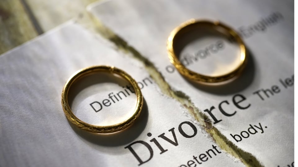 El Charro da malas noticias sobre su matrimonio, revela que su esposa le está pidiendo el divorcio (VIDEO)