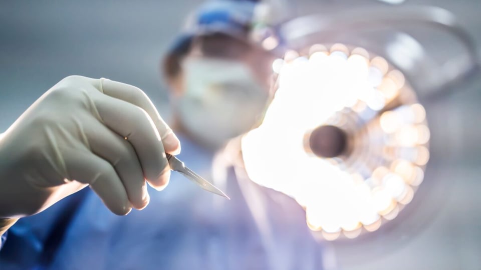 oferta, irresponsabilidad profesional, esposo, hospital