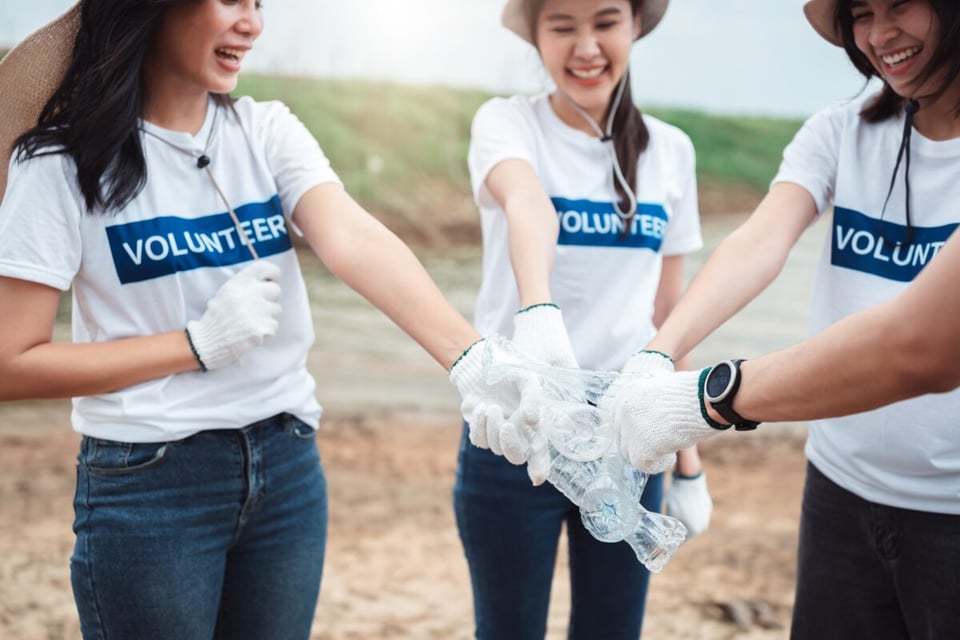 environment, climate change, ocean, organizing, volunteers, participating, clean-up events