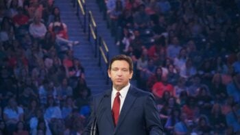 México anuncia tomar acciones contra Ron DeSantis, Ebrard busca defender a mexicanos sobre todo en Florida
