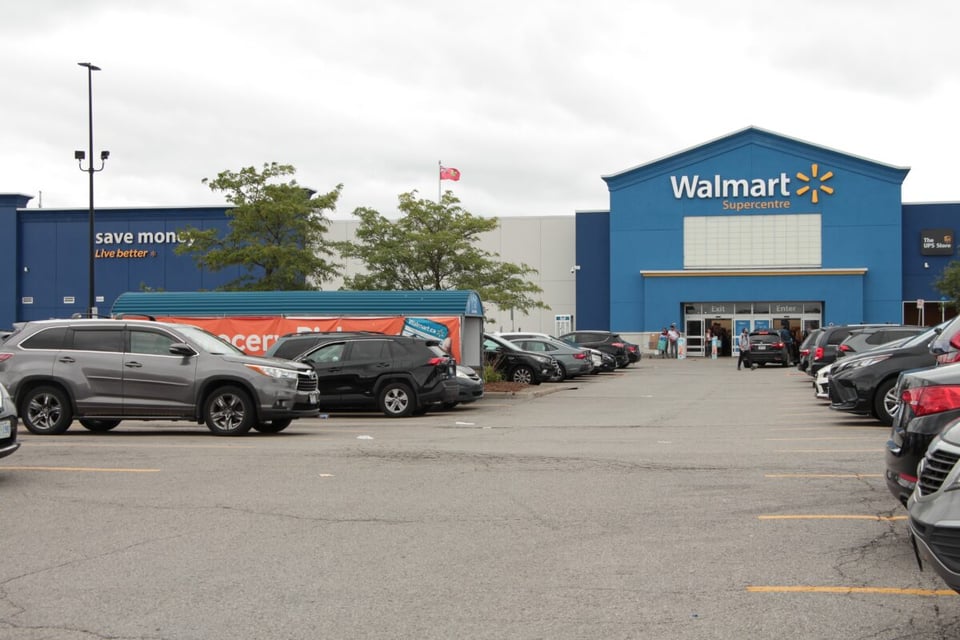 Walmart, ladrones, policía, resguardo, mundonow