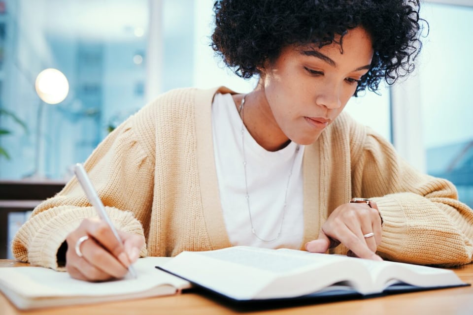estudio, Biblia, 2024, aceptación, introspección