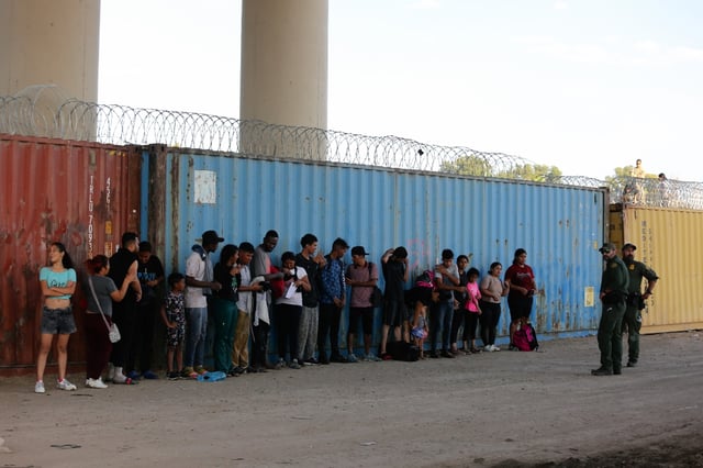 The cities that arrests against undocumented immigrants would increase in the USA