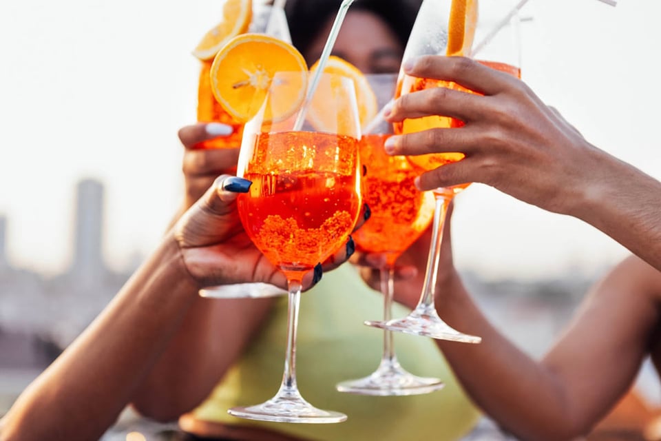 Tropical bliss: Crafting the perfect summer cocktails