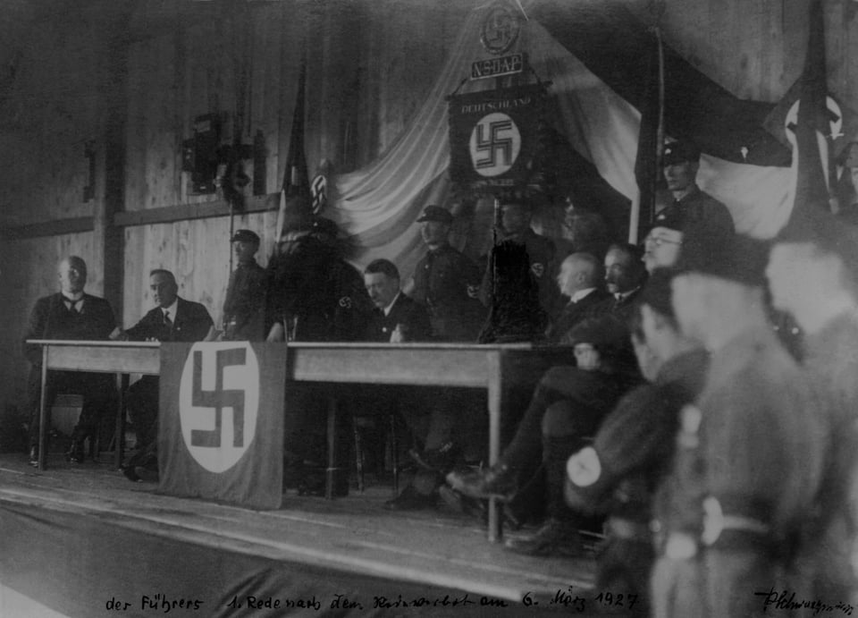 El Búnker Foto del cadáver de Hitler: El Búnker