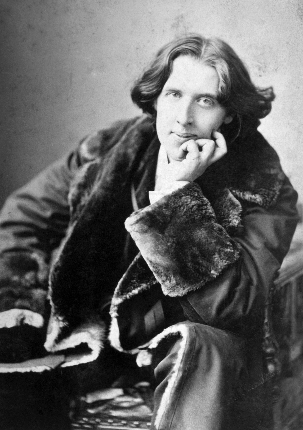 5 autores LGBTQIA+ históricos