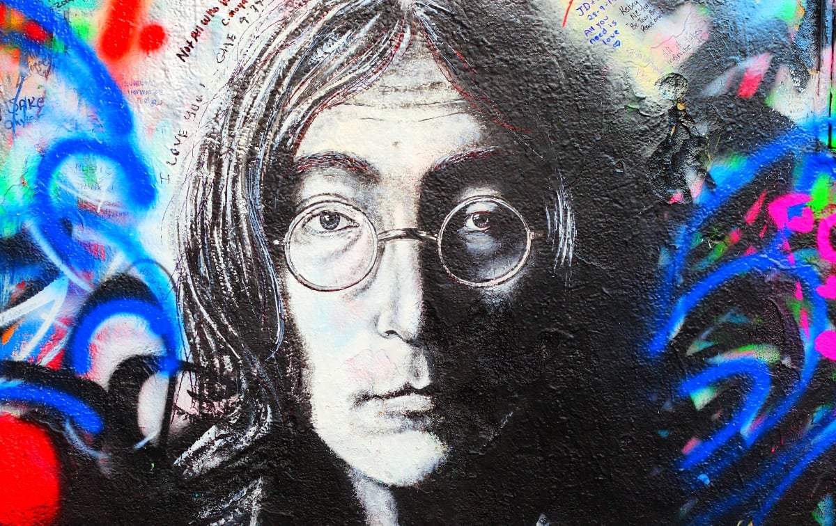 Los aterradores secretos de la autopsia de John Lennon