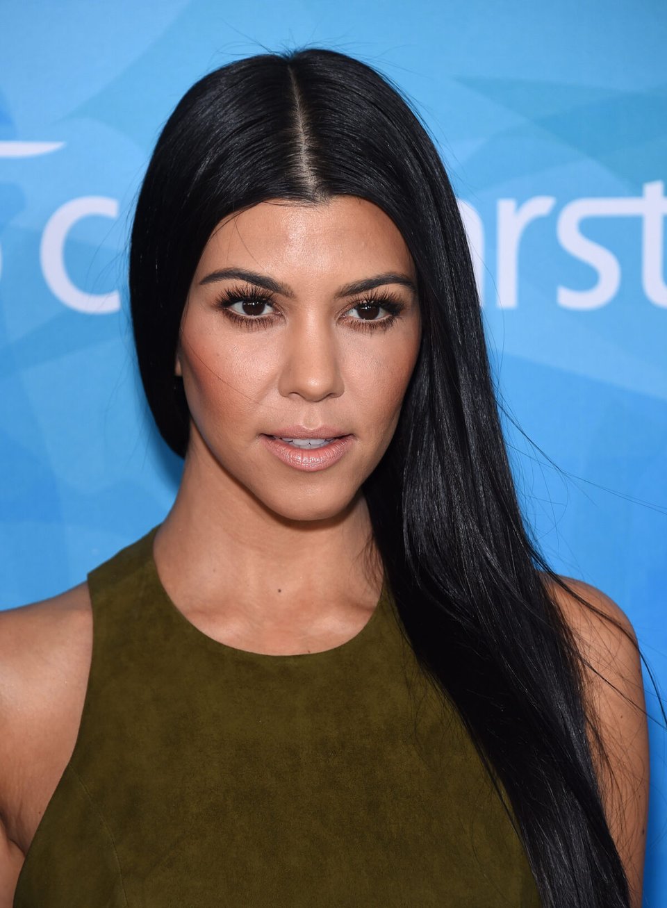 5 famosos que son aries
