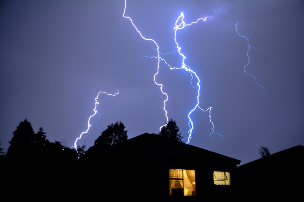 Mueren dos niños y otros resultan heridos por tormentas severas: reportan dónde azotarán ahora