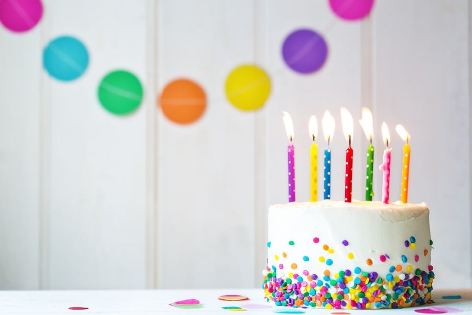 The sisters who went viral with video blowing out a birthday cake reappear