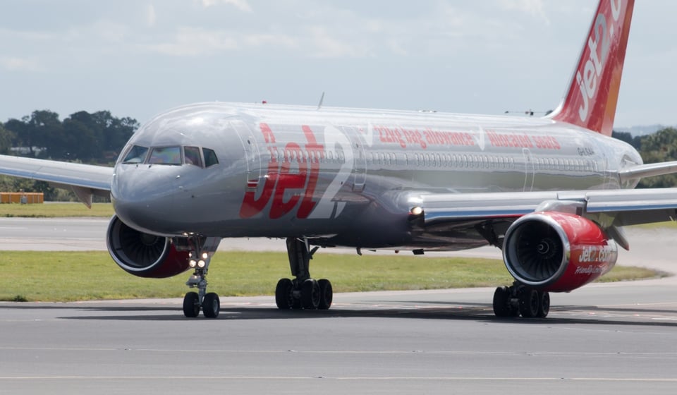 Reportan accidente entre aviones en el aeropuerto de Boston