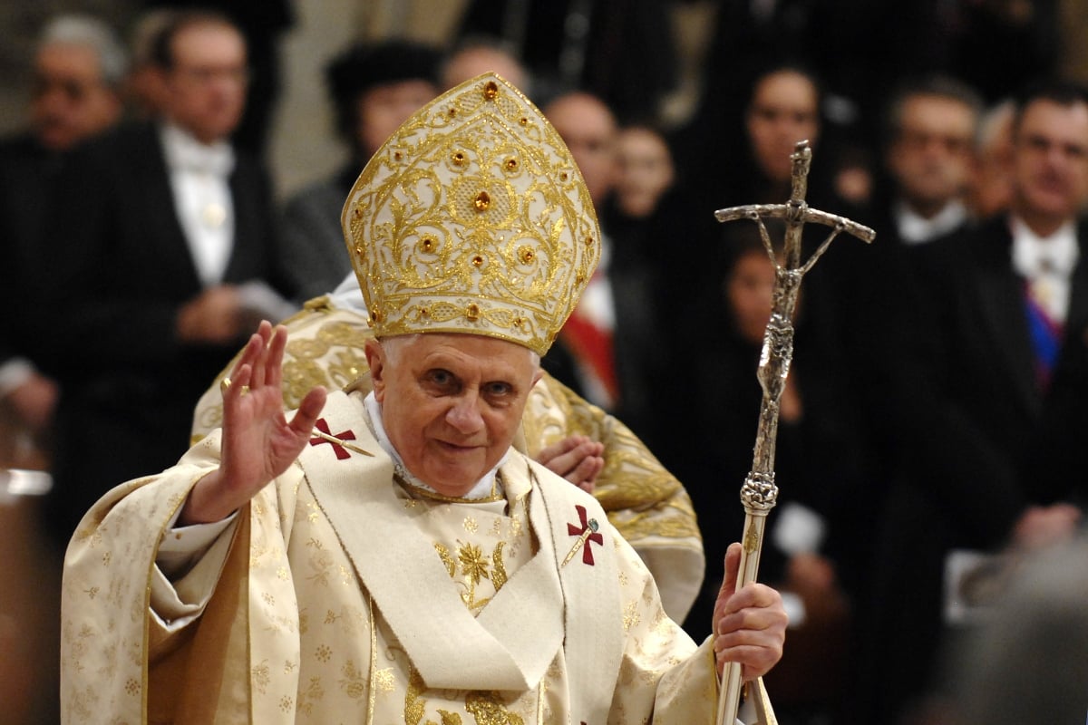 Predicción cumplida: Mhoni Vidente había vaticinado la muerte del papa emérito Benedicto XVI