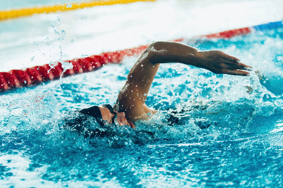 Muere deportista competencia natación