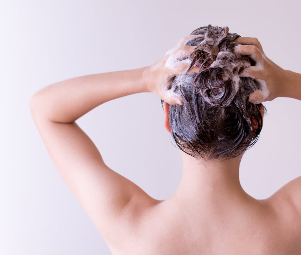 Manera correcta lavar cabello