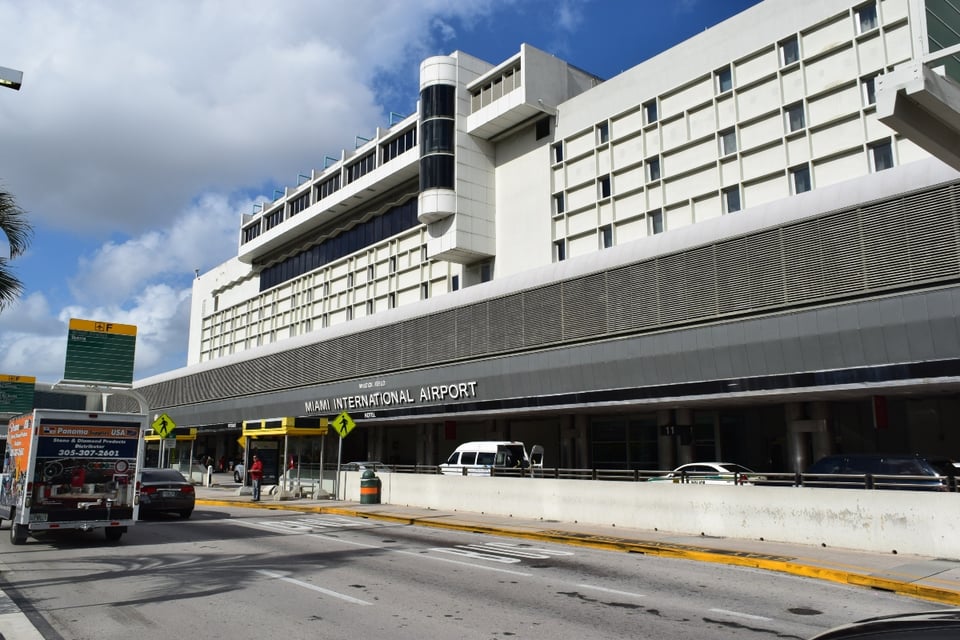 Amenaza de bomba en Aeropuerto de Miami