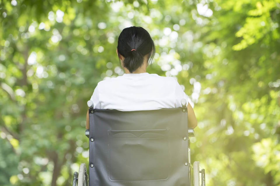 Esclerosis múltiple explicada: síntomas, causas y diagnóstico