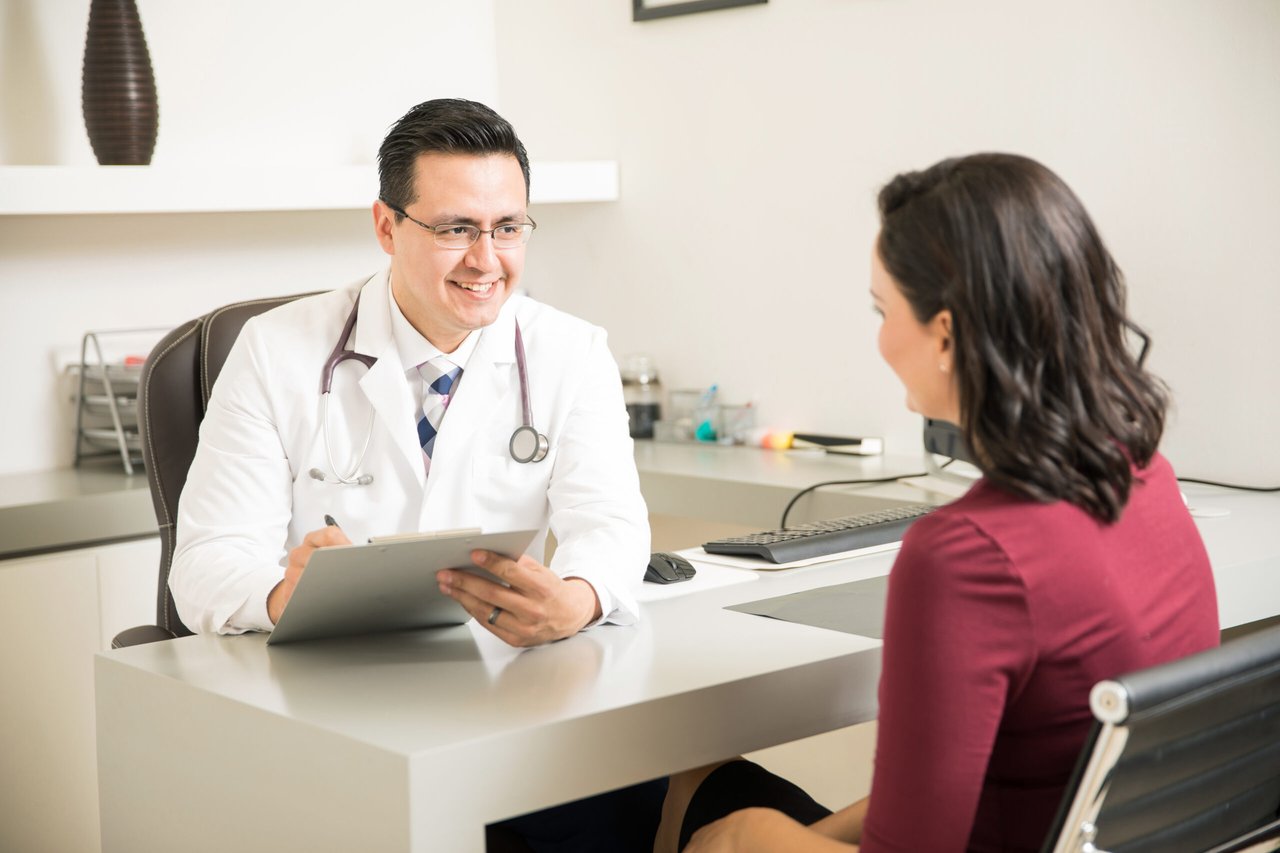 ¿Cómo interceder por tu salud? 3 tips para comunicarte con los médicos