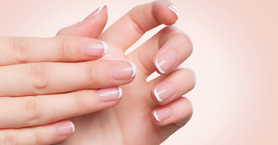 Cuidado de la cutícula: ¿siempre tú deberías cortarte las tuyas?