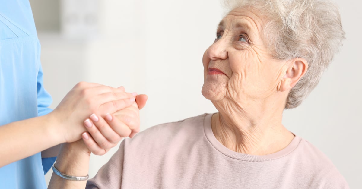 Lidiando con los estados de demencia o Alzheimer en parientes mayores