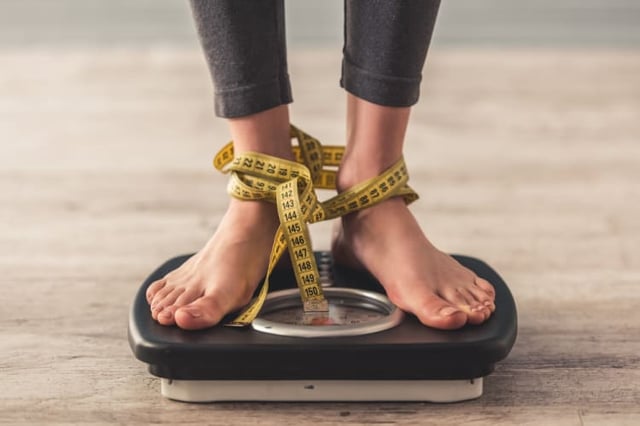 5 tricks to lose weight without diet or exercise (VIDEO)