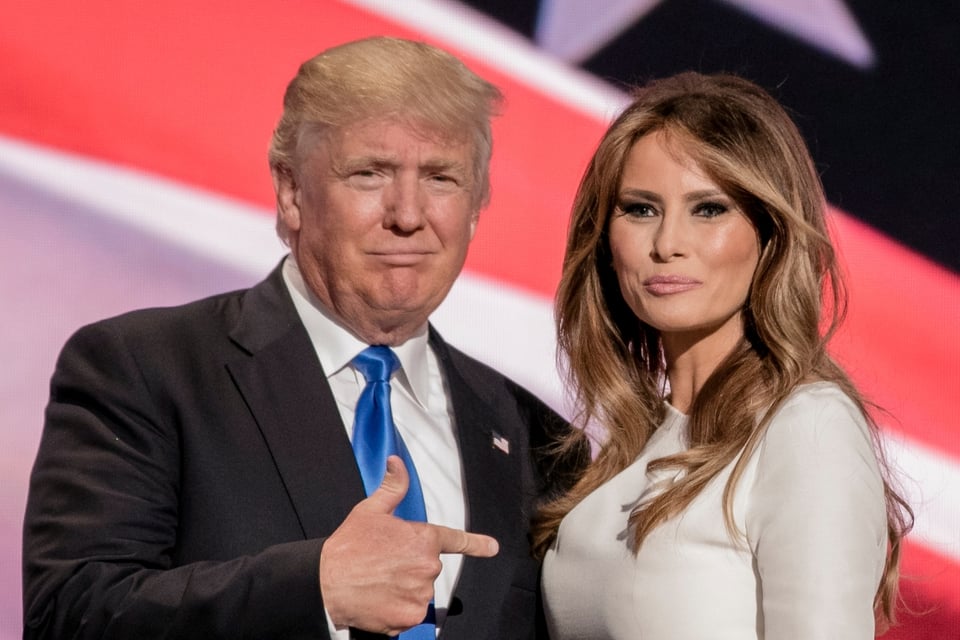 Donald Trump felicita a Melania por su cumpleaños desde el tribunal featured image