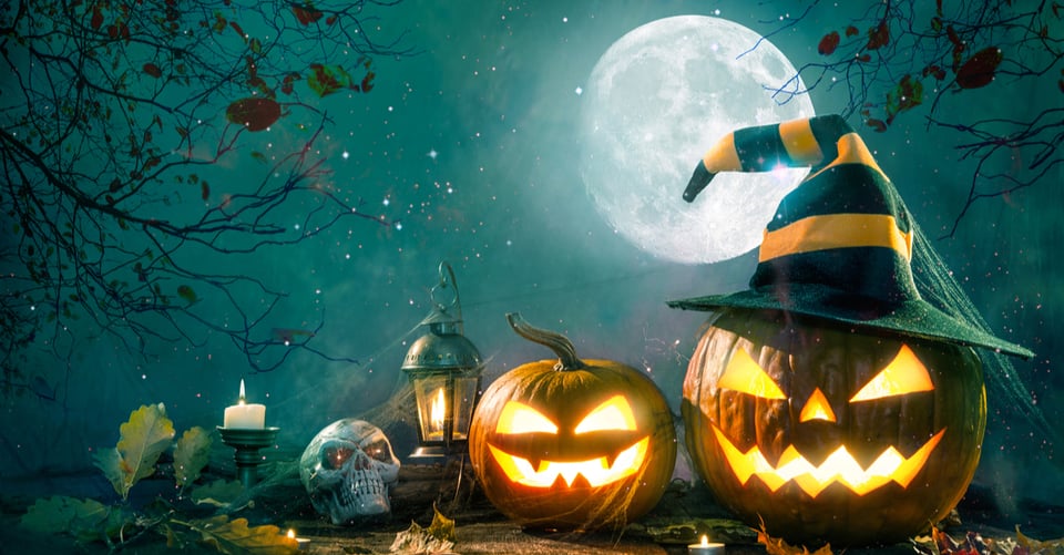 Juegos de Halloween: 10 juegos para adultos que encenderán tu noche