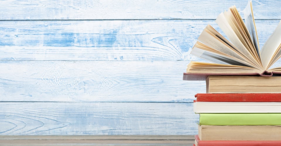 5 libros de adultos que tu hijo debería leer en la prepa