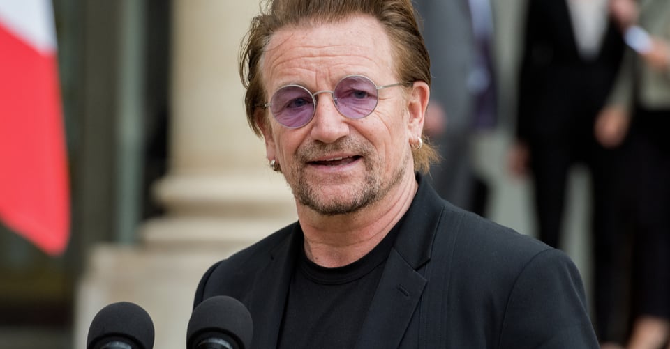15 celebridades altruistas y sus causas featured image