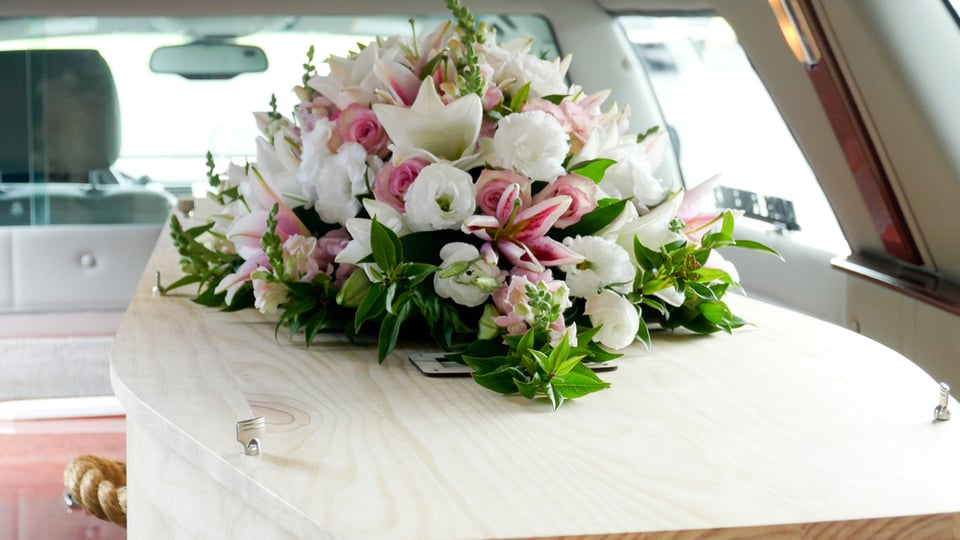 Funeral, Casket, Coffin, death, MundoNOW