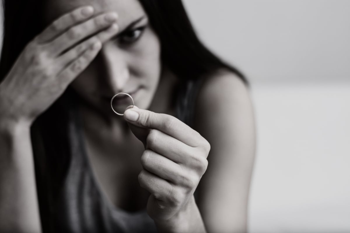 Una mujer graba la infidelidad de su marido, le dijo que iba a trabajar