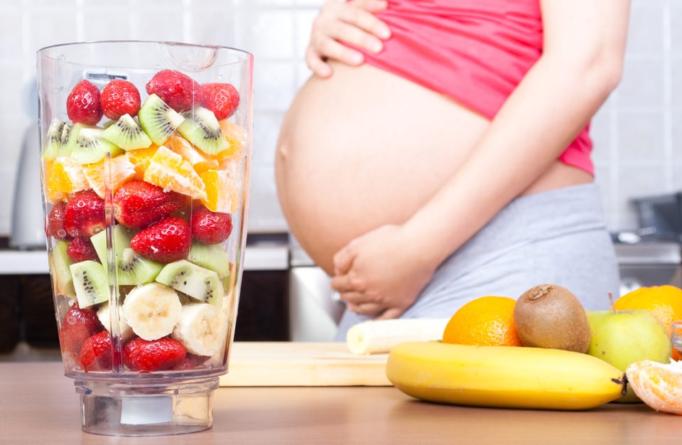 5 alimentos a evitar durante la lactancia materna featured image