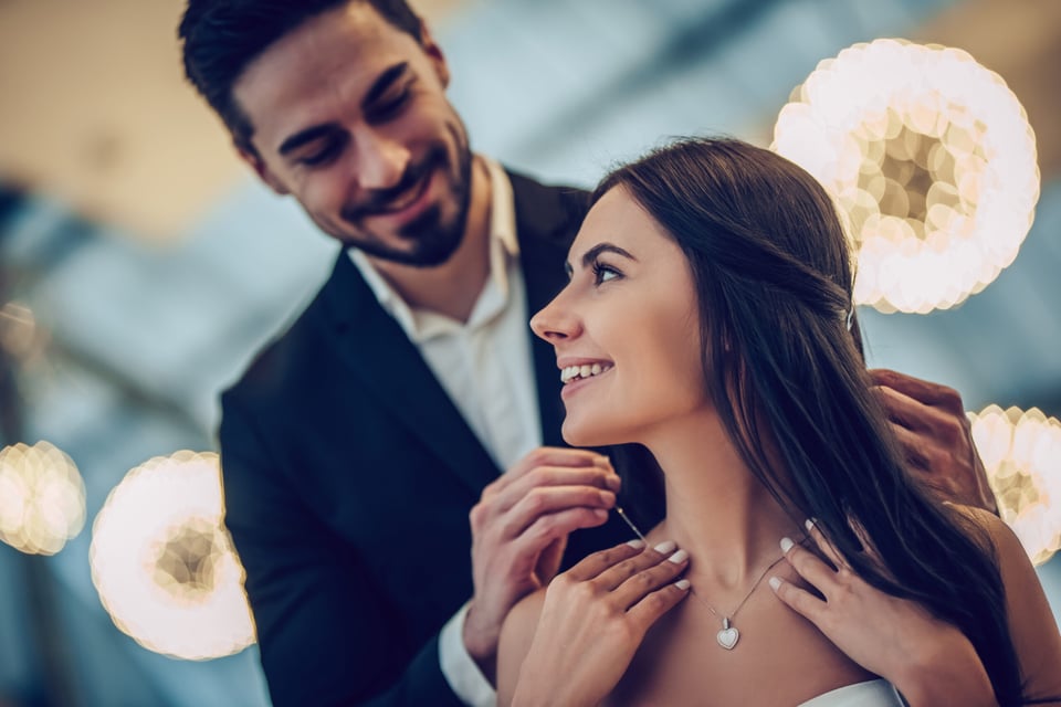 couple receiving gifts