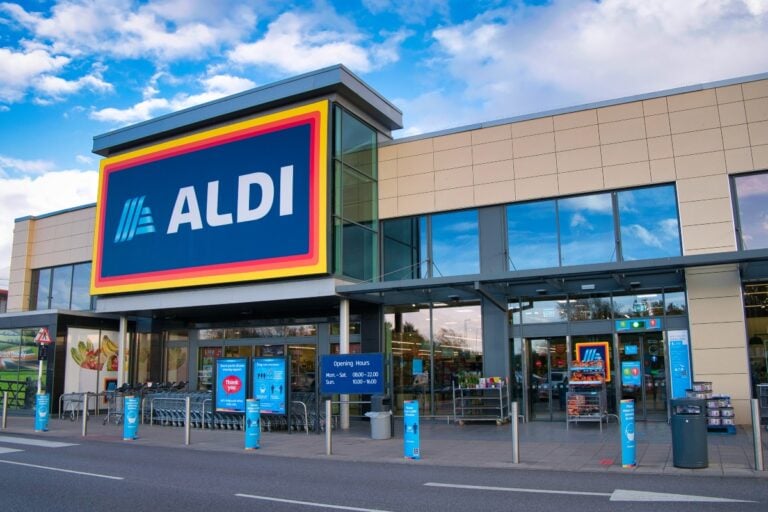Aldi cierra otra tienda en EEUU y miles están preocupados por un ‘desierto’ en alimentos