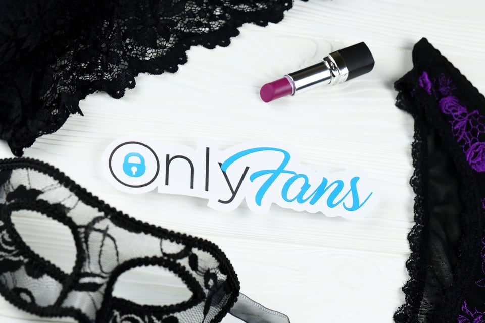 ¿Quiénes son las chicas que aparecen con Karely Ruiz? Dicen la verdad del video filtrado de su OnlyFans