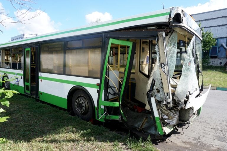 Al menos ocho muertos tras accidente de autobús en Piura, Perú