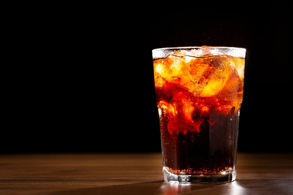 Una compañía de refrescos retira bebidas que se vendieron en restaurantes por colorantes relacionados con cáncer