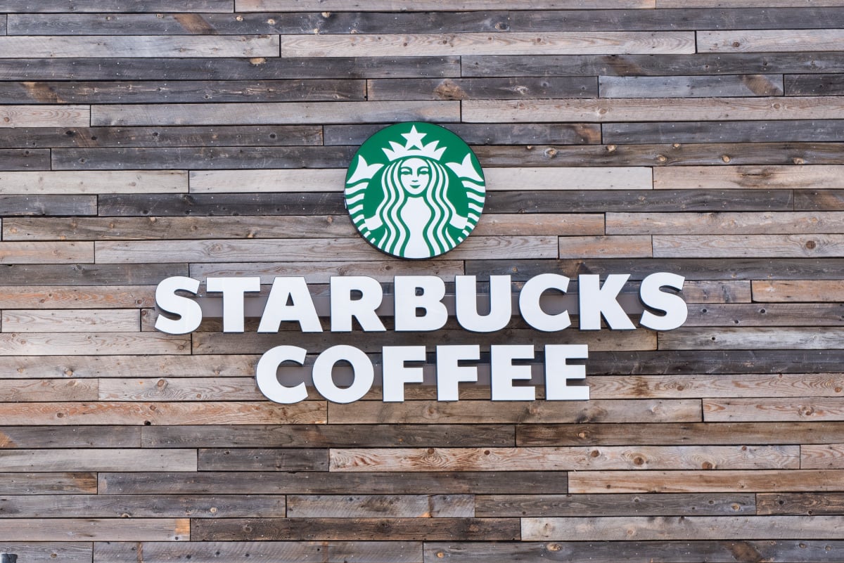 Starbucks: ¿Los trabajadores son víctimas de homofobia?