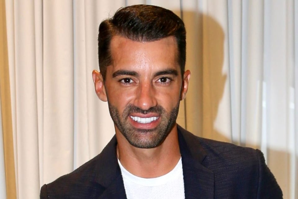 Ex pareja de la supuesta nueva novia de Toni Costa asegura que le fue infiel con el ex de Adamari López (VIDEO)