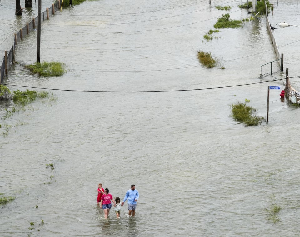 Tormenta Alberto deja 3 muertos en México y se acerca peligrosamente a EEUU