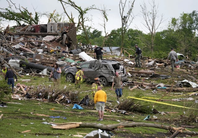 Tornadoes makes landfall in Iowa with fatalities in several cities