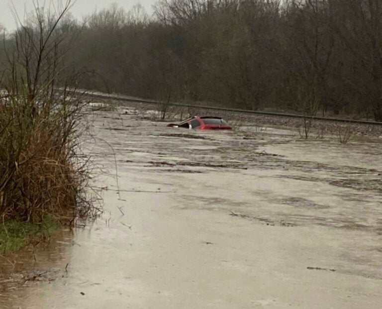 Violento tornado deja 7 muertos en Mississippi (FOTOS)
