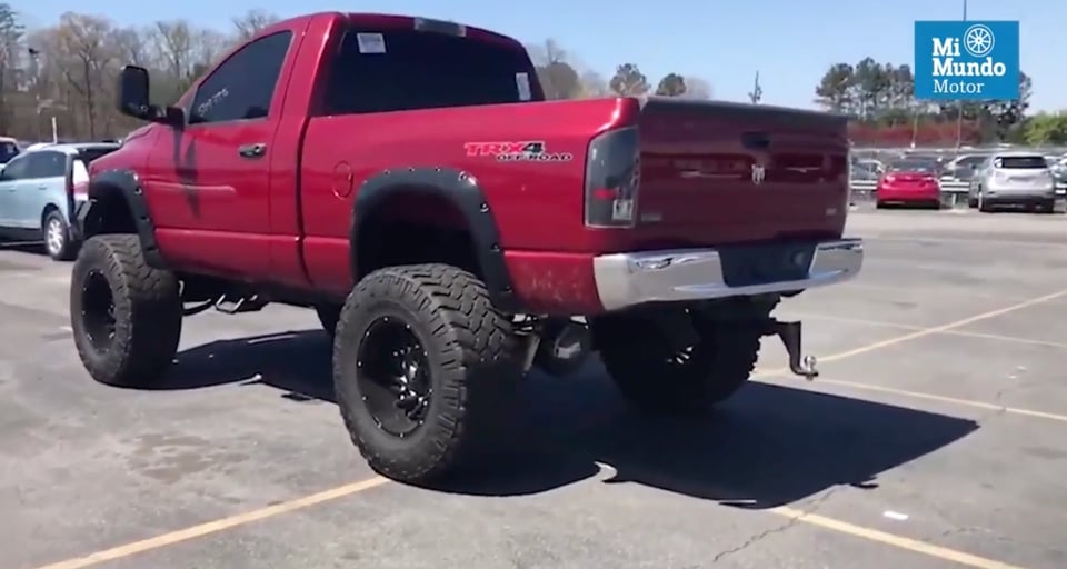 troca Ram 1500, troca, camioneta, roja, Motor, MundoNOW