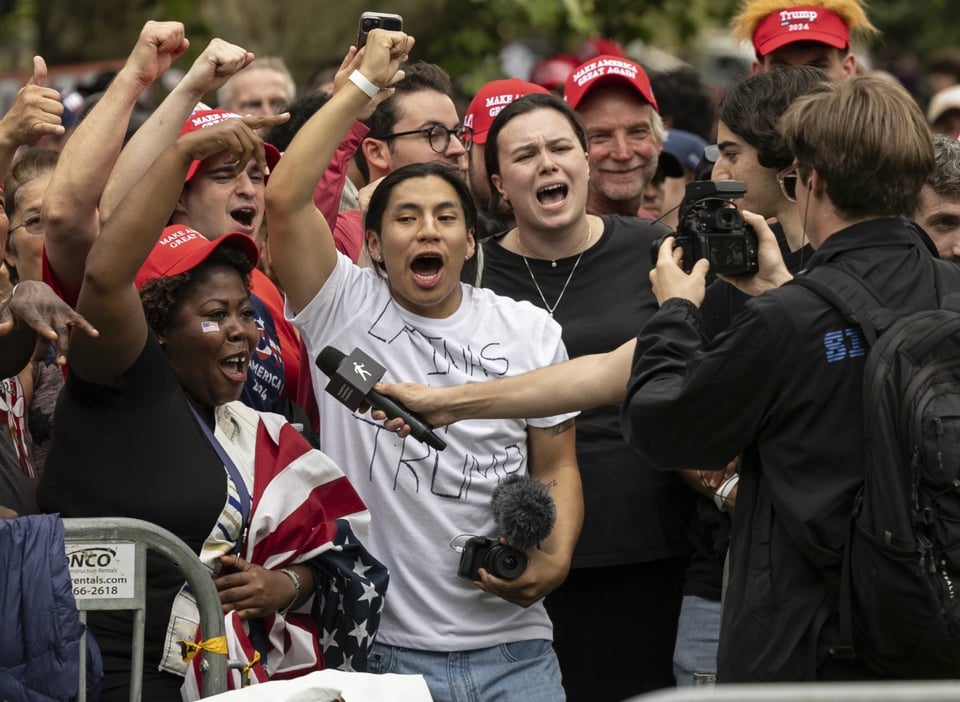 Trump attacks immigrants, bronx, rally, election, immigrants, politics