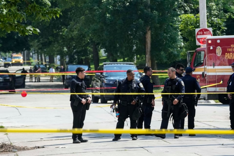 Police, investigation, suspect, weapons, EU