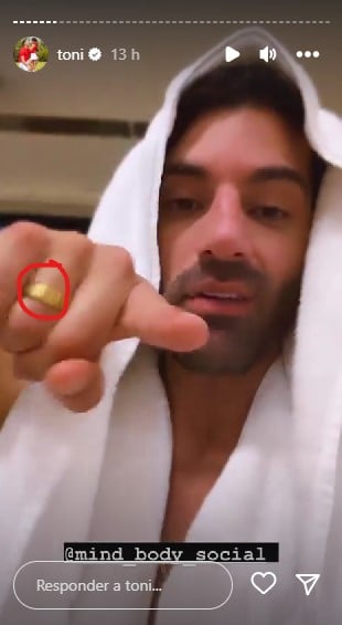 ¿Toni Costa se casó?
