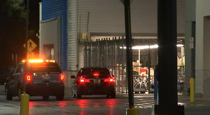 Confirman tiroteo accidental en Walmart