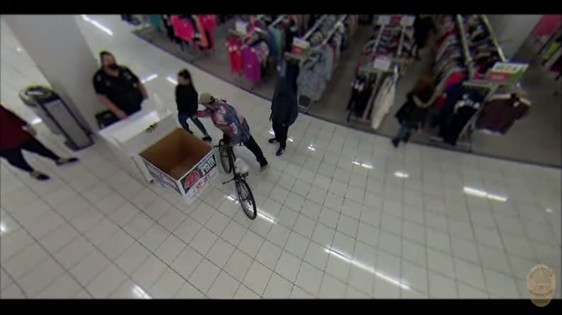 LAPD publishes video of the shooting that killed the young Valentina Orellana Peralta