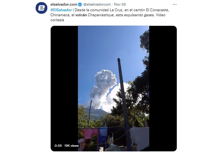 Volcán de San Miguel en El Salvador entra en erupción